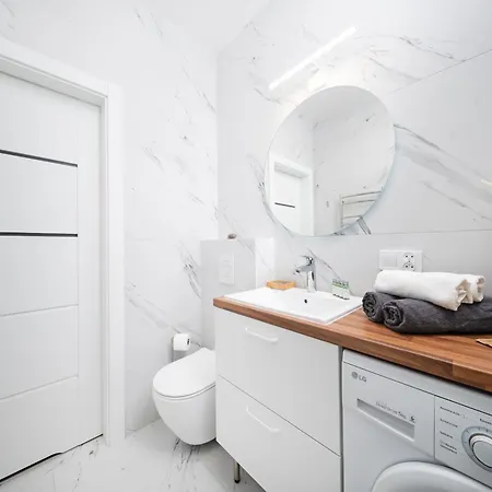 Sunshine Wolczanska 53 - By Rentujemy Appartement *