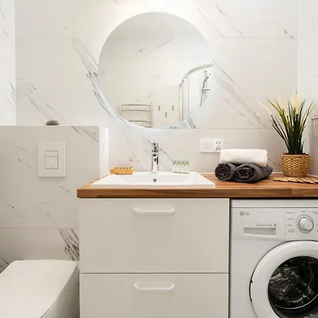 Appartement Sunshine Wolczanska 53 - By Rentujemy *