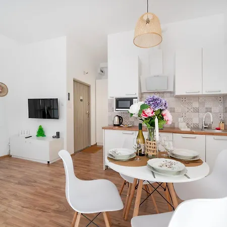 Sunshine Wólczańska 53 - By Rentujemy *