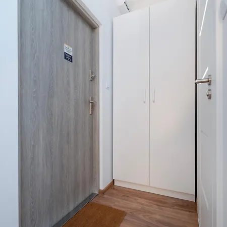 Sunshine Wólczańska 53 - By Rentujemy Apartamento