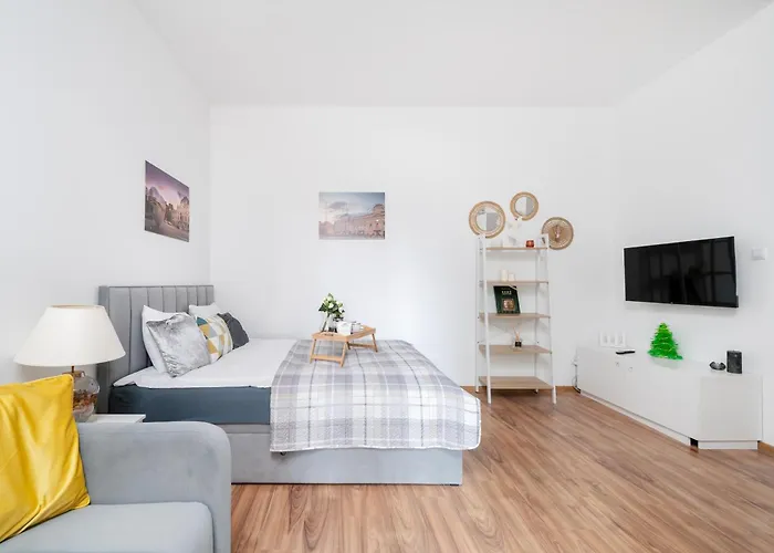 Sunshine Wolczanska 53 With Parking - By Rentujemy Łódź