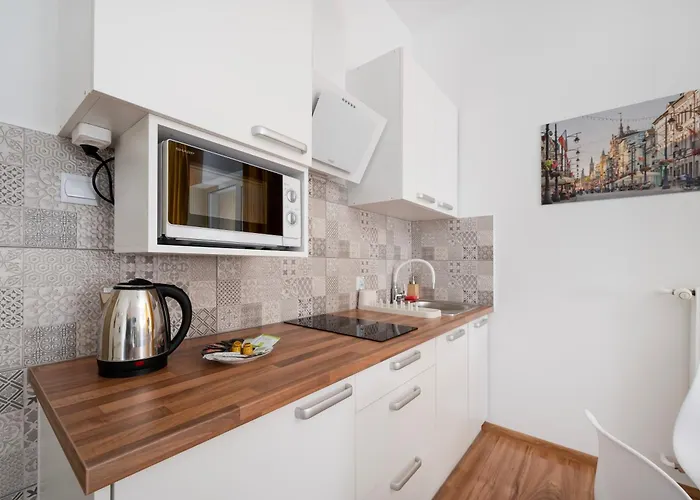 Sunshine Wolczanska 53 With Parking - By Rentujemy Łódź